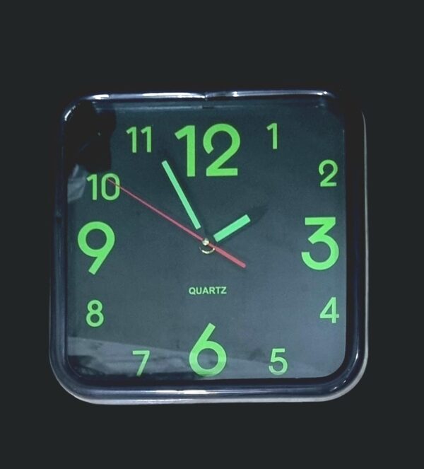 Reloj de Pared Modelo N32